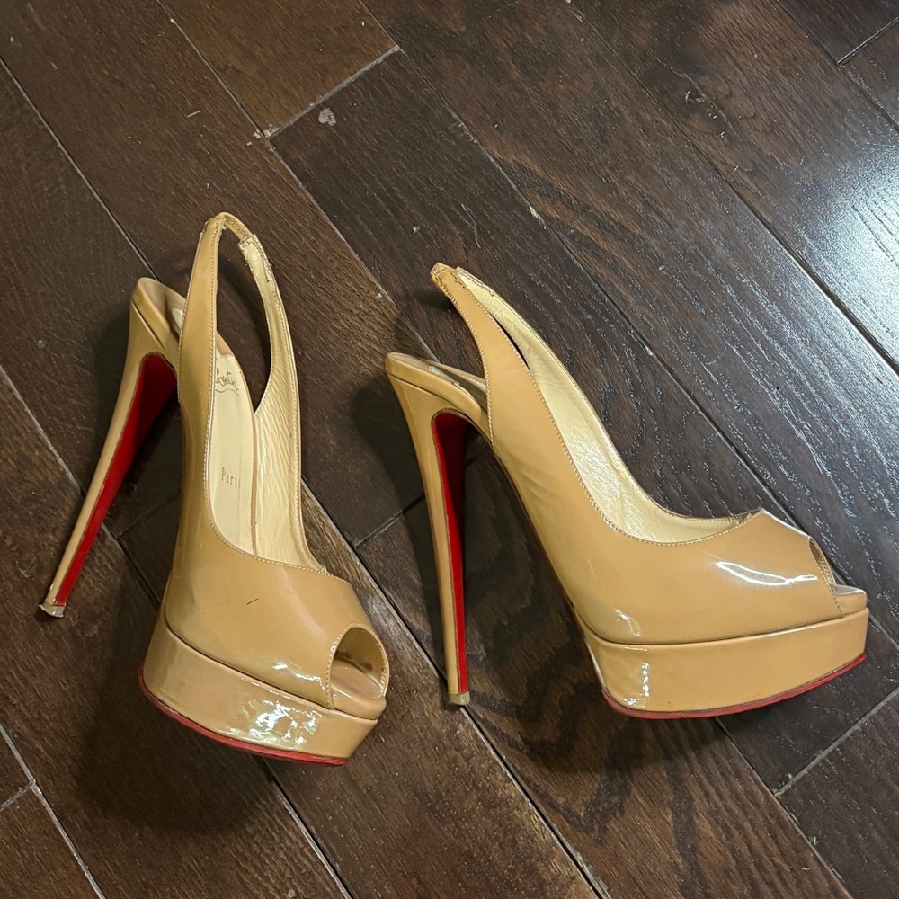 Christian Louboutin Lady Peeps slingback 39 1/2 nude